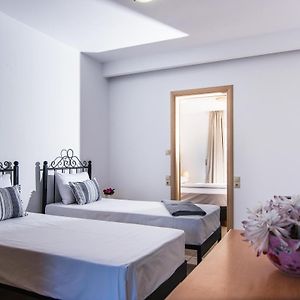 Superior One-Bedroom Apartment